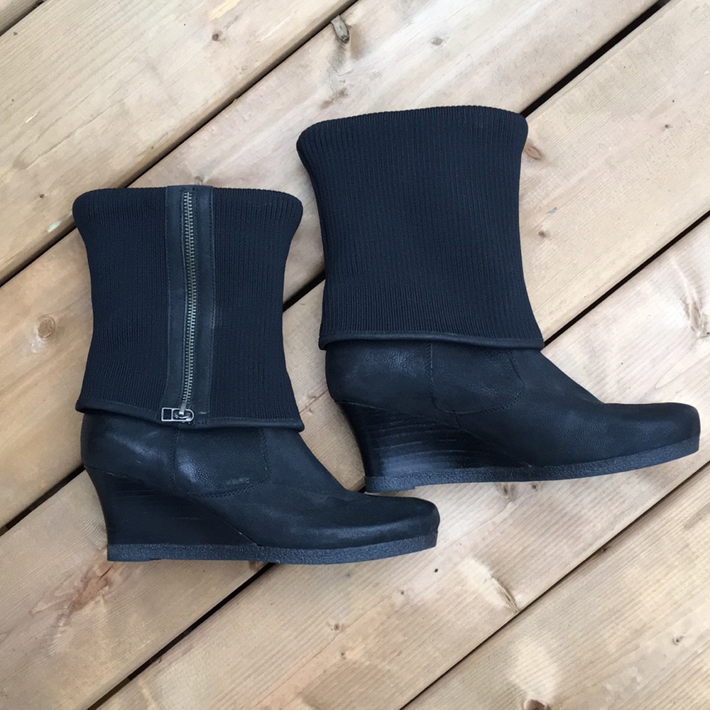 MARC Softwalk leather booties.